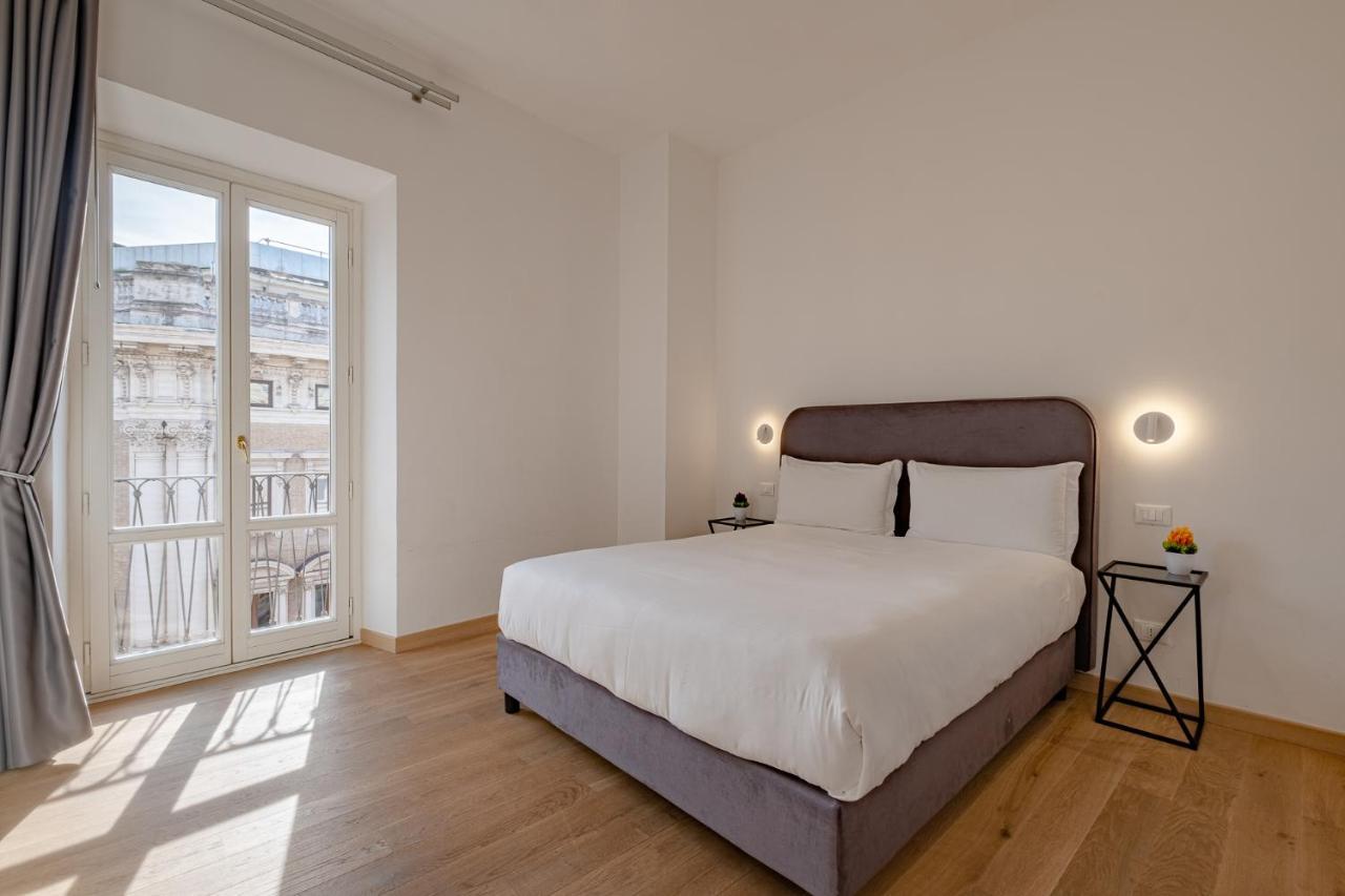 Oriana Homel Roma Bagian luar foto