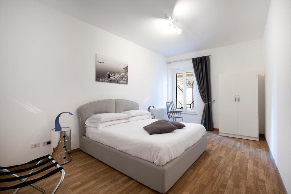 Oriana Homel Roma Bagian luar foto